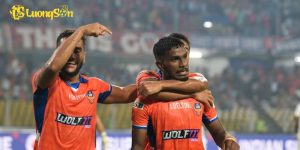 Brison Fernandes Lập Hat - Trick Đưa FC Goa Lên Ngôi Đầu Bảng