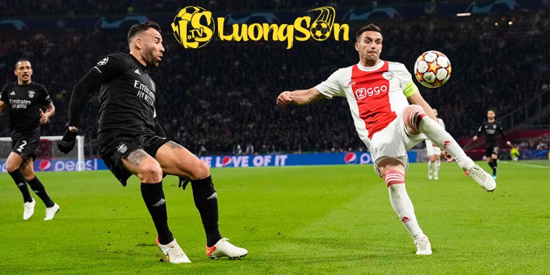 Phân tích từng loại kèo trong trận Ajax Vs Benfica ngày 26/11
