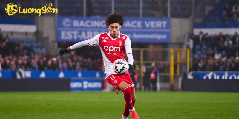 Tương lai và thành tích ấn tượng của Maghnes Akliouche